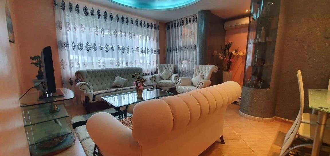 Jepet Apartamet 1+1 me qera tek rruga e kosov